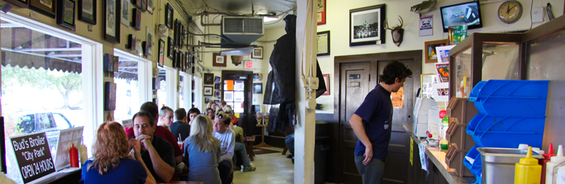 Bud's Broiler