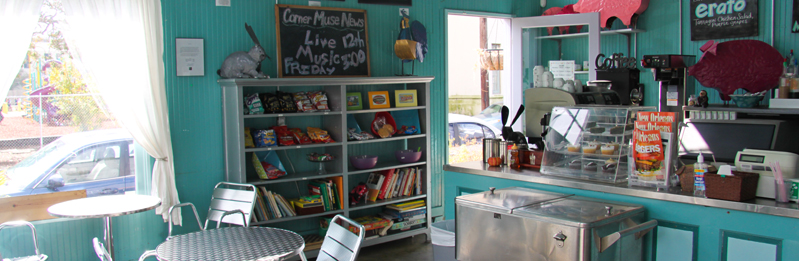 Corner Muse Snack & Snowball