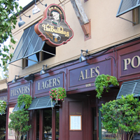 The Bulldog Bar & Grill