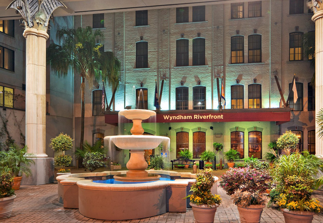 Omni Riverfront Hotel New Orleans Place Of Lodging Omni Riverfront Hotel